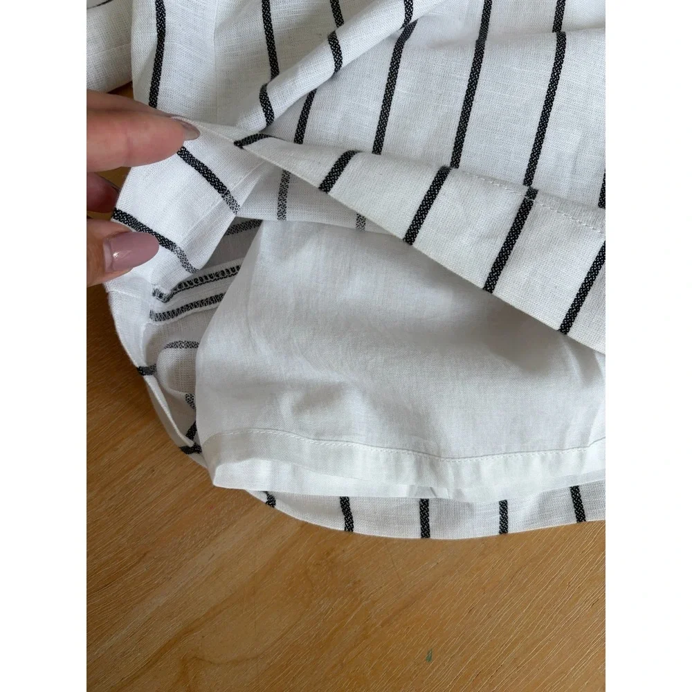 Banana Republic sleeveless linen